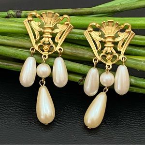 Vintage AVON Gold-tone Crest Victorian Revival Faux Pearl Drop Dangle Earrings